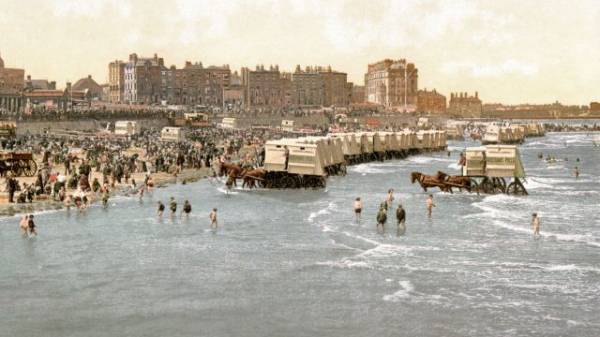 A Victorian seasie scene