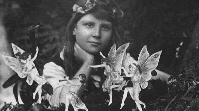 Frances Griffiths With The Cottingley Fairies