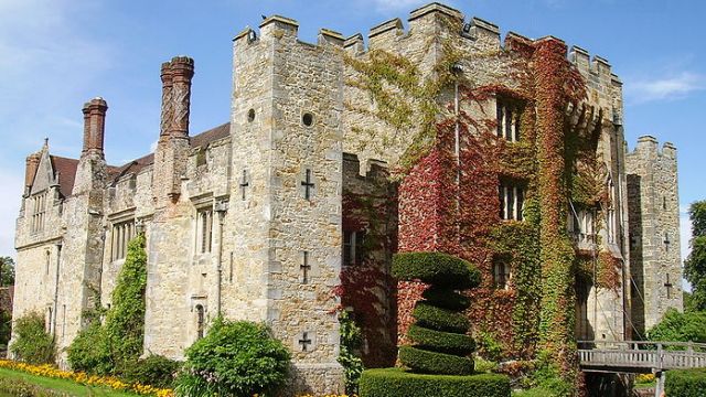 Hever Castle A Gift From Henry VIII To Anne Of Cleves